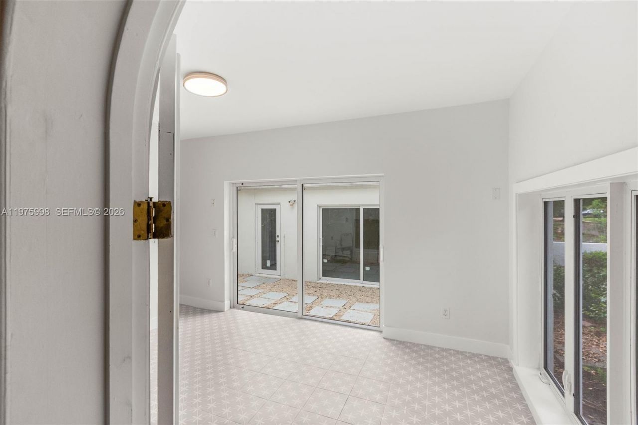 1222 Genoa St, Coral Gables, FL 33134 Photo