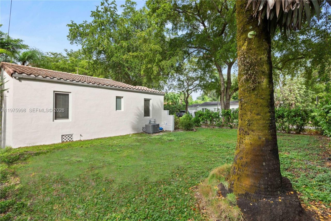 1222 Genoa St, Coral Gables, FL 33134 Photo