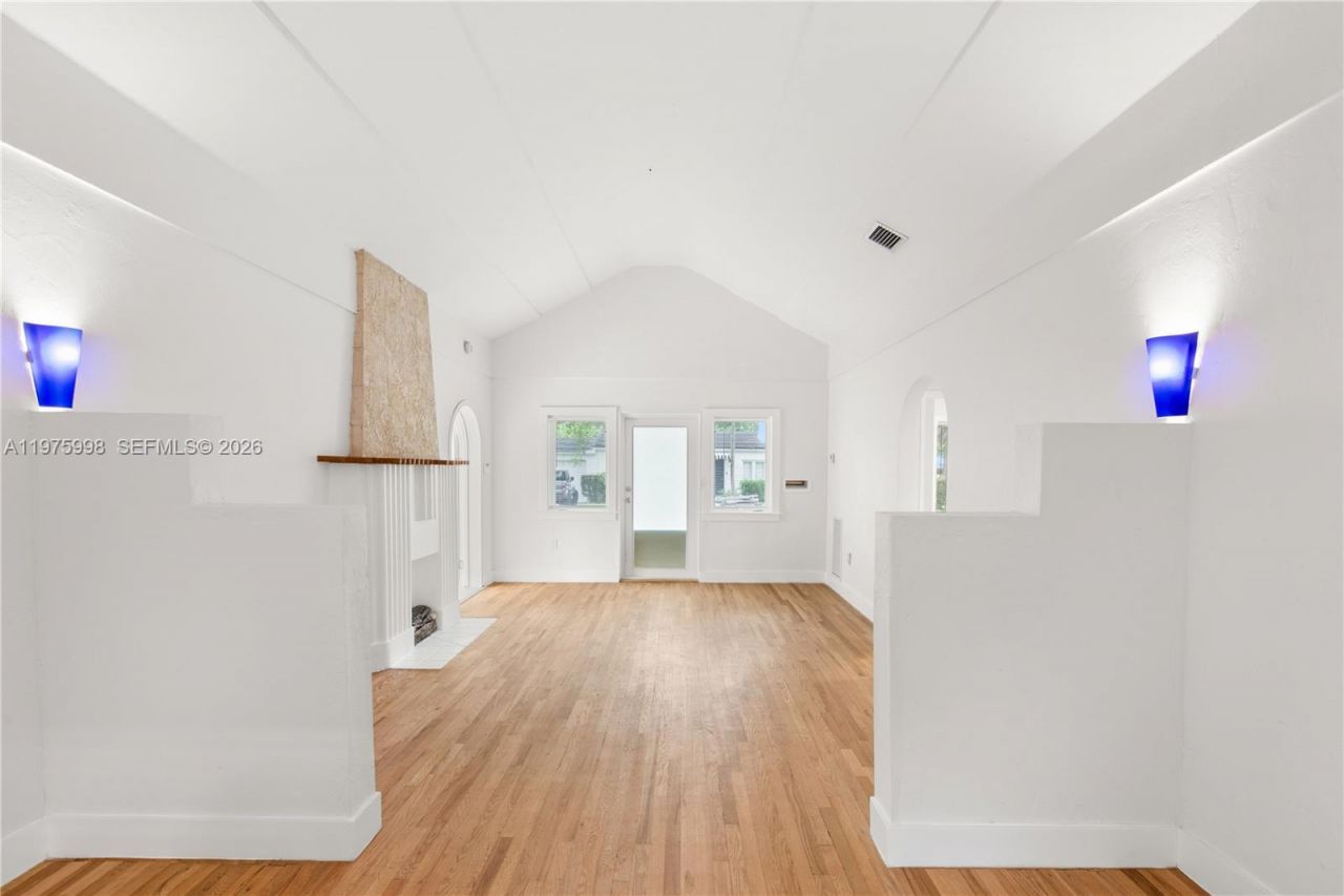 1222 Genoa St, Coral Gables, FL 33134 Photo