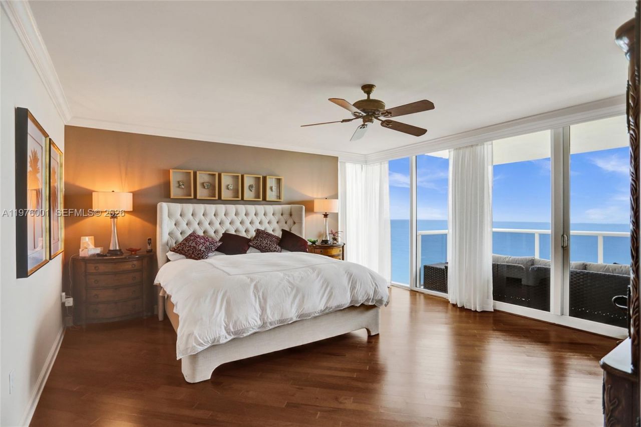 19111 Collins Ave , Unit 908, Sunny Isles Beach, FL 33160 Photo