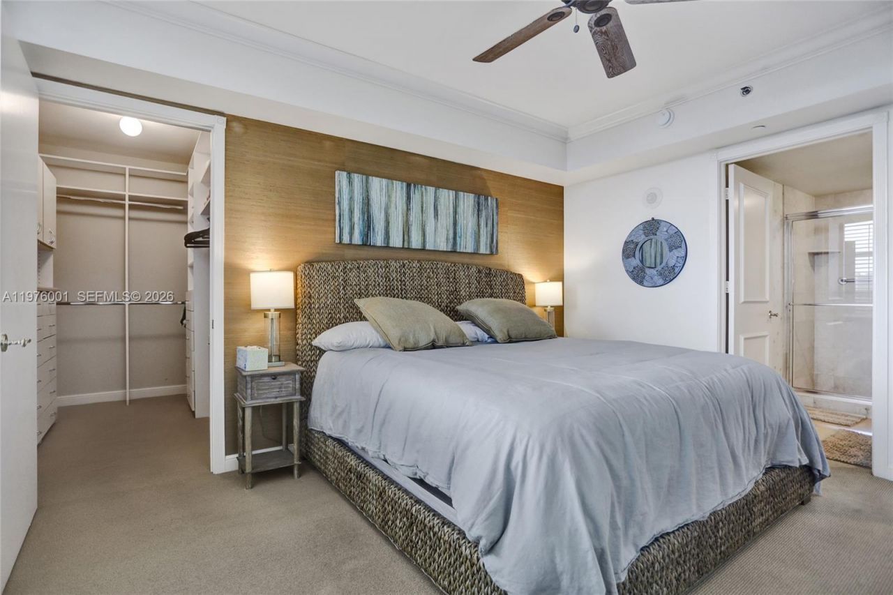 19111 Collins Ave , Unit 908, Sunny Isles Beach, FL 33160 Photo