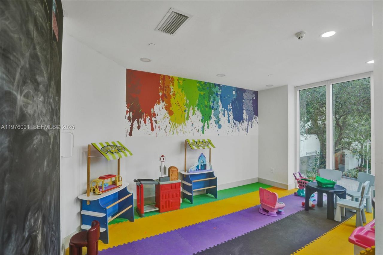 19111 Collins Ave , Unit 908, Sunny Isles Beach, FL 33160 Photo