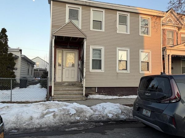 1804 3rd Avenue, Watervliet, NY 12189