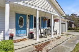 220 Crestwood Drive photo 4