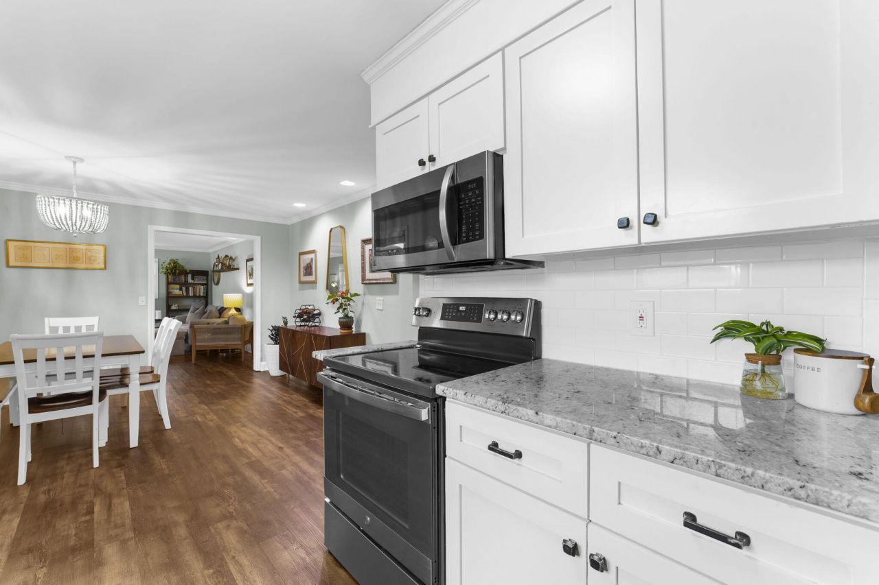 18 Murray Hill Drive Photo 11