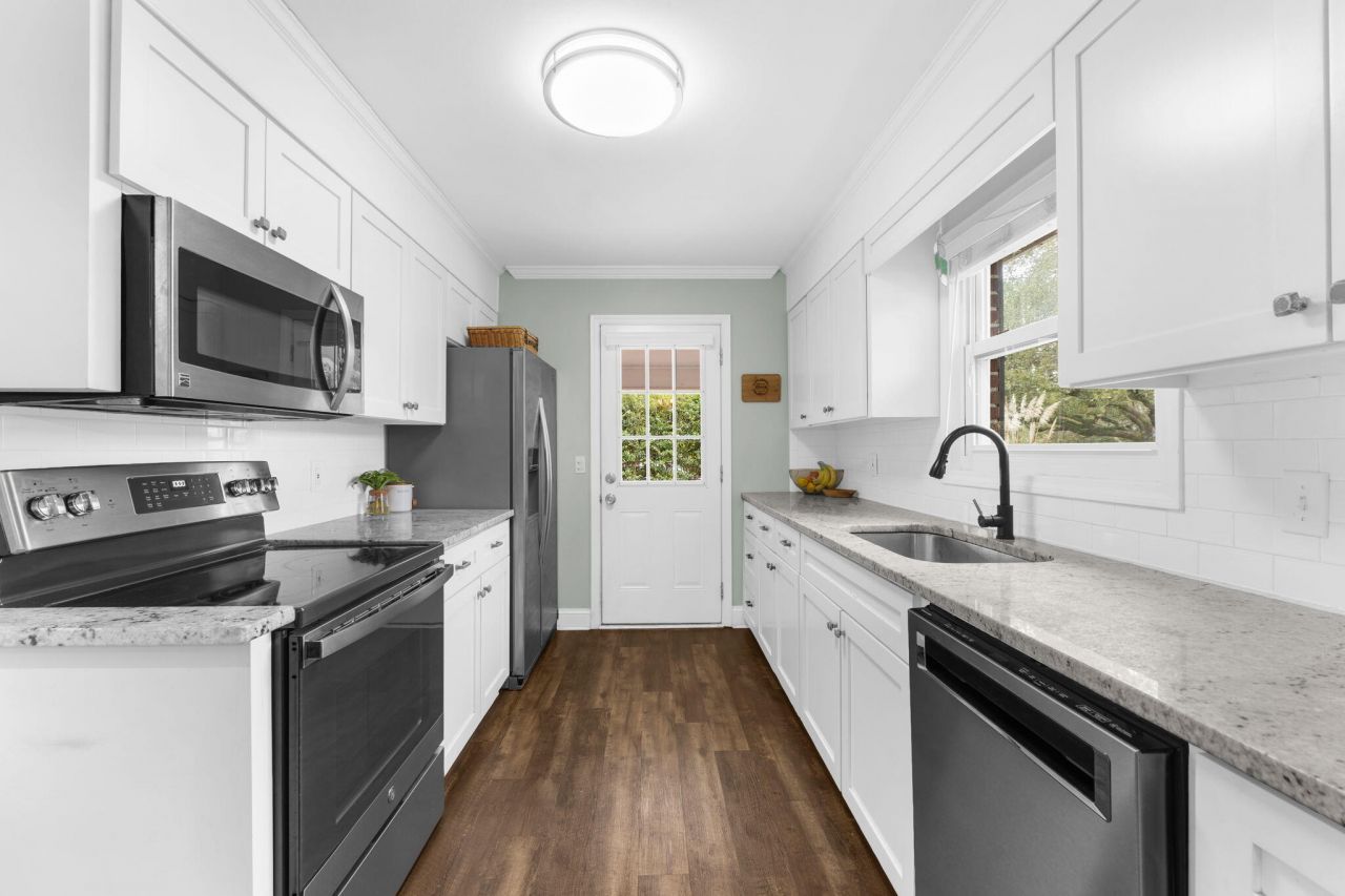 18 Murray Hill Drive Photo 8