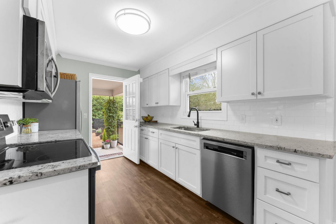 18 Murray Hill Drive Photo 9