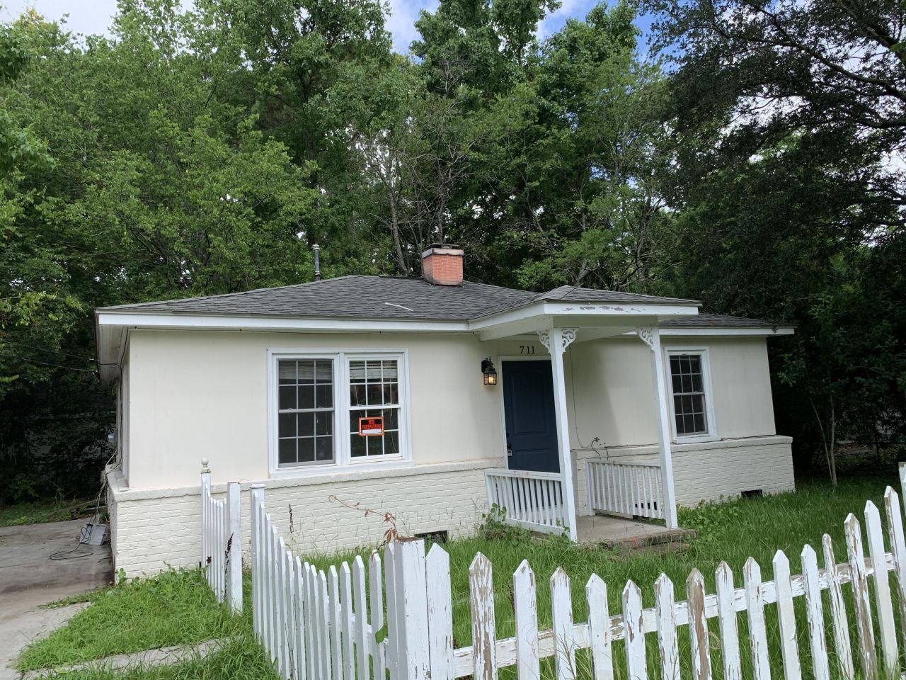 711 Locust Street Photo 12