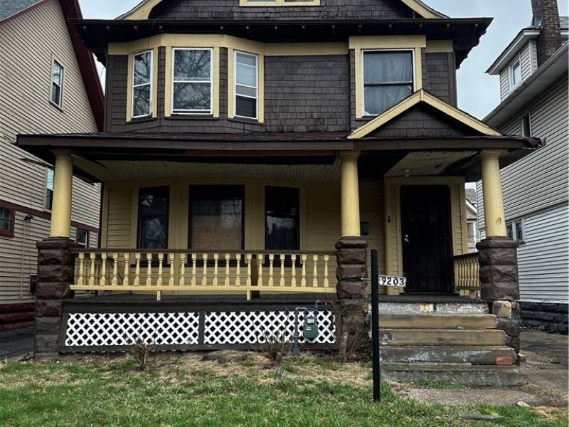 9203 Columbia Avenue, Cleveland, OH 44108 Photo 1