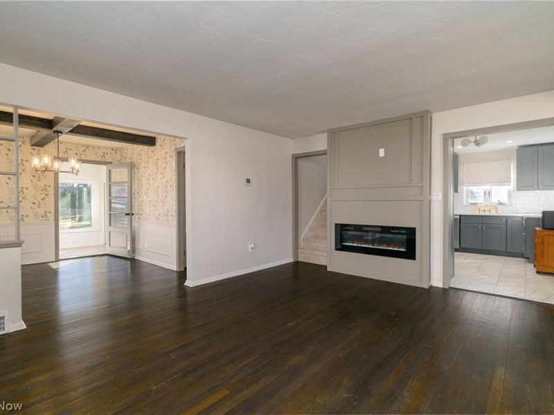 4041 W 229th Street, Fairview Park, OH 44126 Photo 4