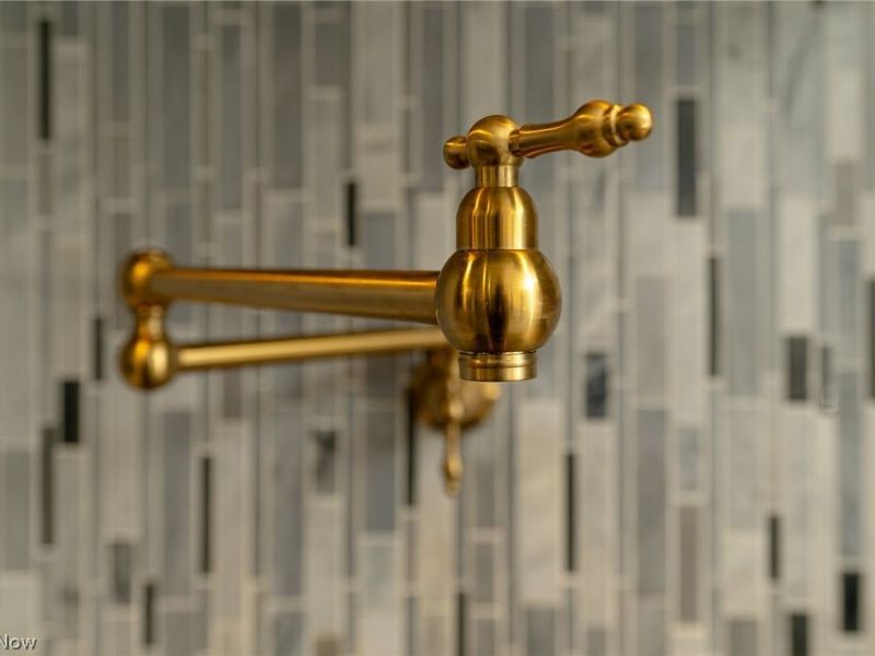 4041 W 229th Street, Fairview Park, OH 44126 Photo 9