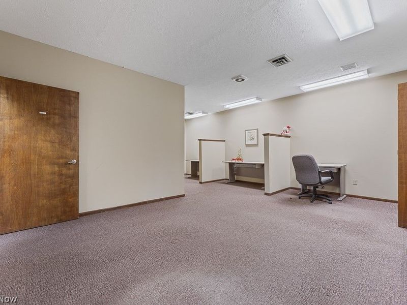 2425 Medina Road, Medina, OH 44256 Photo 22