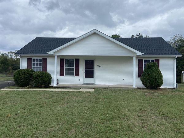 4642 Woodstone Drive , Bowling Green, KY 42101