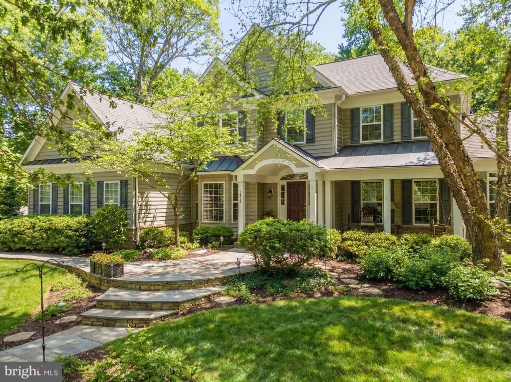 19719 Lovella Country Court, Purcellville, VA 20132 Main Photo