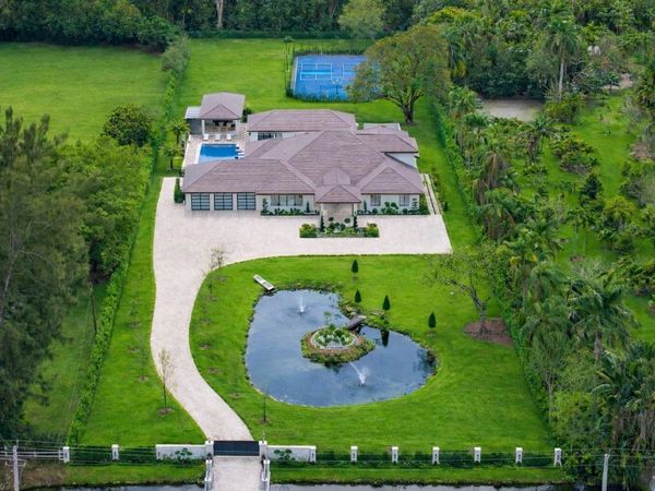 13110 Mustang Trail, Southwest Ranches, FL 33330