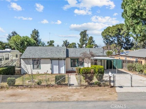856 Via Bernardo, Corona, CA 92882
