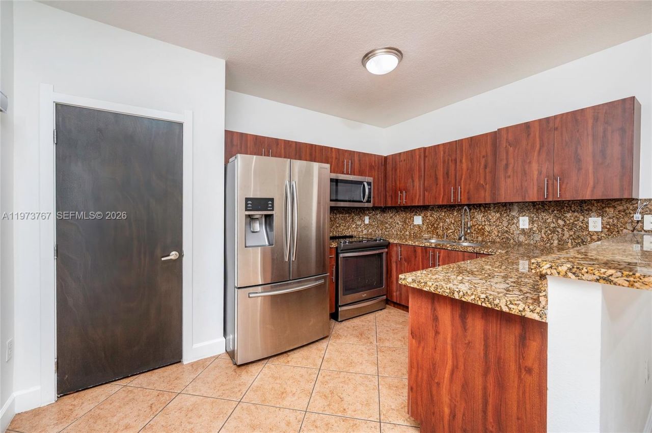 11115 W Okeechobee Rd, Unit 137, Hialeah Gardens, FL 33018 Photo