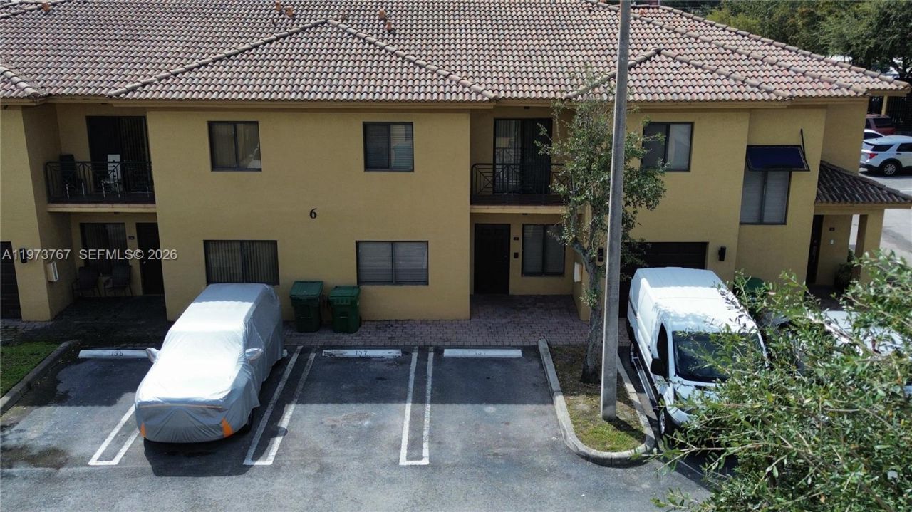 11115 W Okeechobee Rd, Unit 137, Hialeah Gardens, FL 33018 Photo