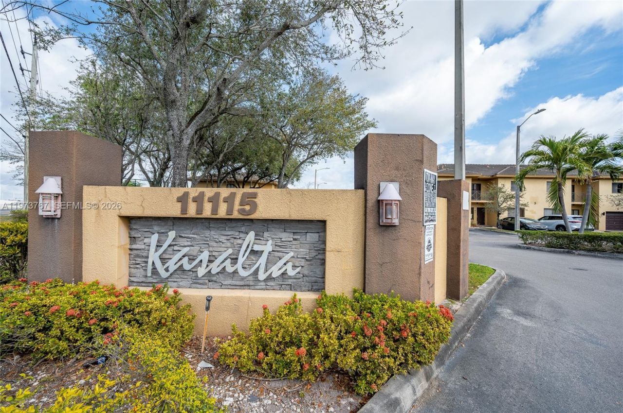 11115 W Okeechobee Rd, Unit 137, Hialeah Gardens, FL 33018 Photo