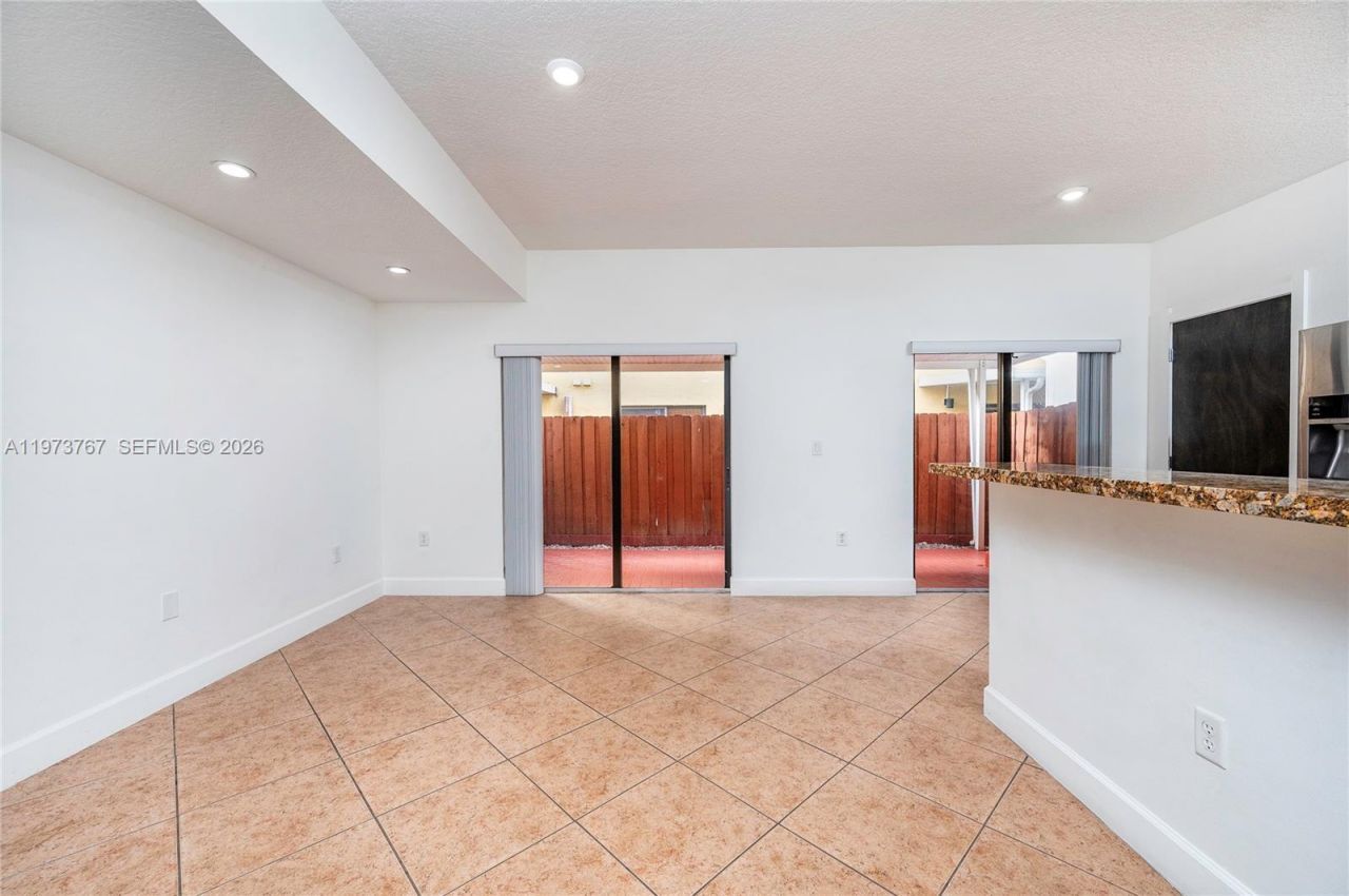 11115 W Okeechobee Rd, Unit 137, Hialeah Gardens, FL 33018 Photo