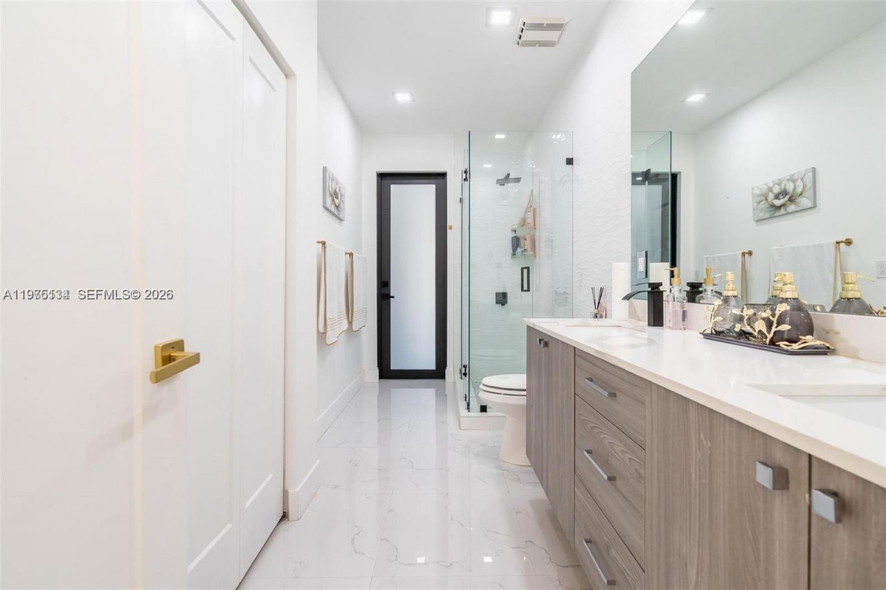 17795 SW 158th St, Unit 17795, Miami, FL 33187 Photo