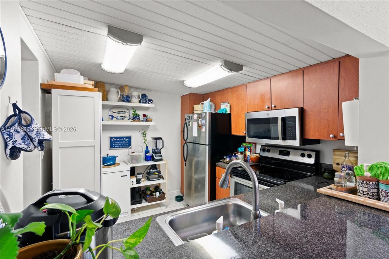 11209 SW 88th St , Unit 101B, Miami, FL 33176 Photo