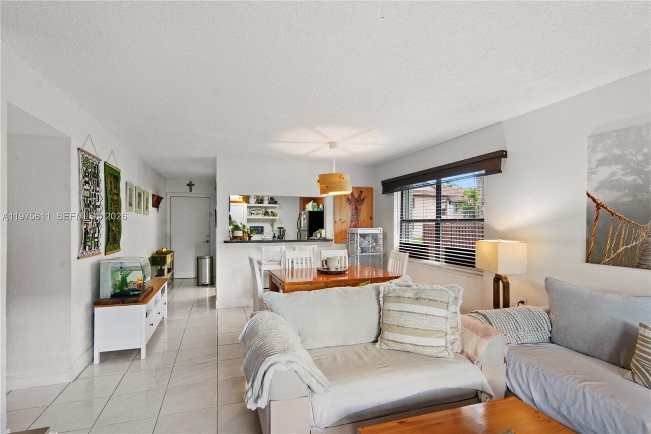 11209 SW 88th St , Unit 101B, Miami, FL 33176 Photo