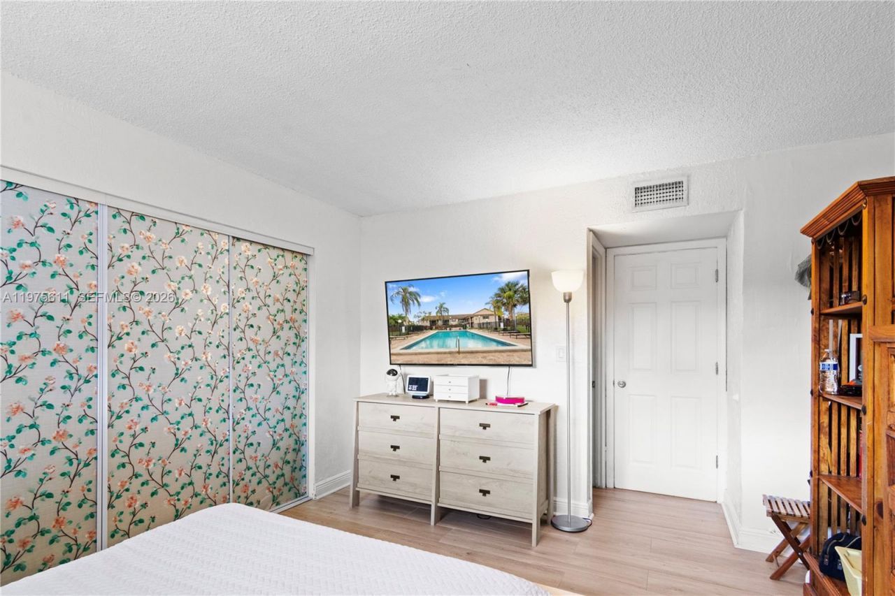 11209 SW 88th St , Unit 101B, Miami, FL 33176 Photo