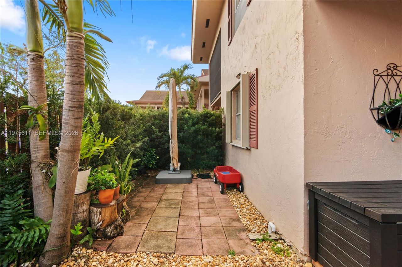 11209 SW 88th St , Unit 101B, Miami, FL 33176 Photo