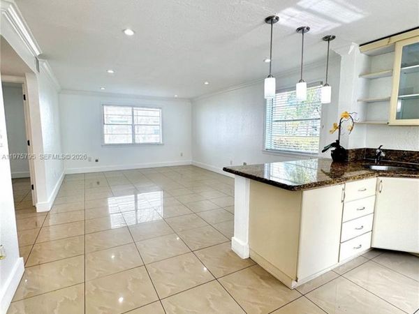 17255 SW 95th Ave , Unit 101, Palmetto Bay, FL 33157