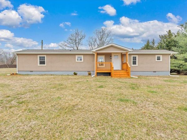 108 Rolling Meadow DR, Thaxton, VA 24174