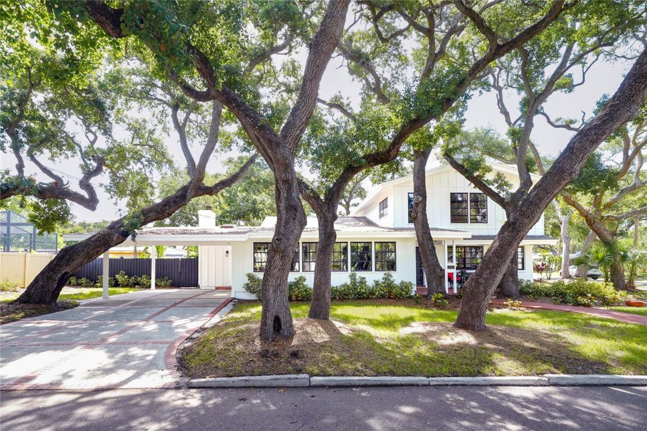 2901 Pelham Road N, Saint Petersburg, FL 33710 Photo