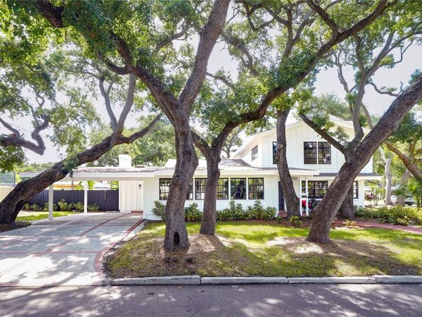 2901 PELHAM ROAD N, ST PETERSBURG, FL 33710
