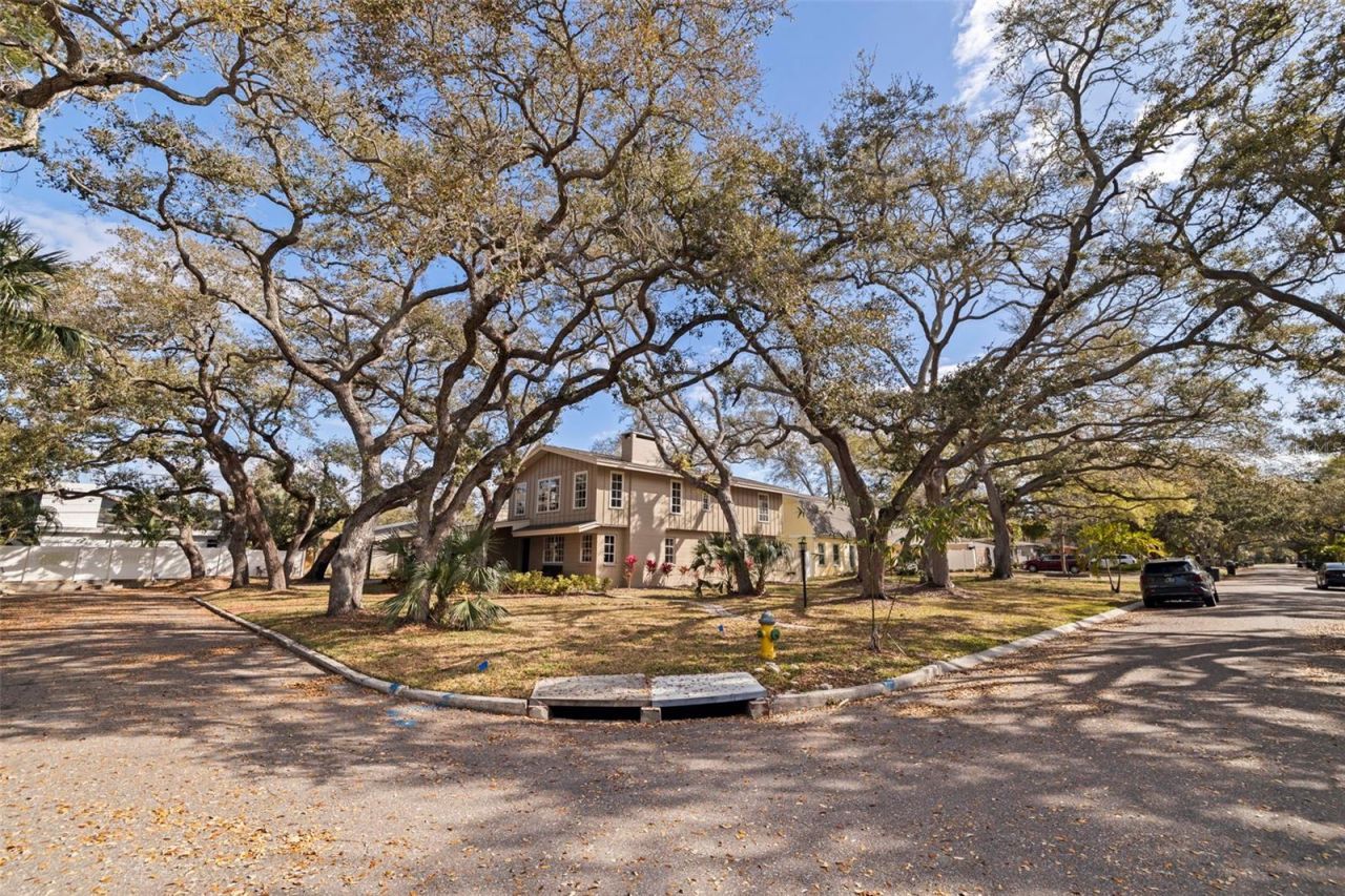 2901 Pelham Road N, Saint Petersburg, FL 33710 Photo