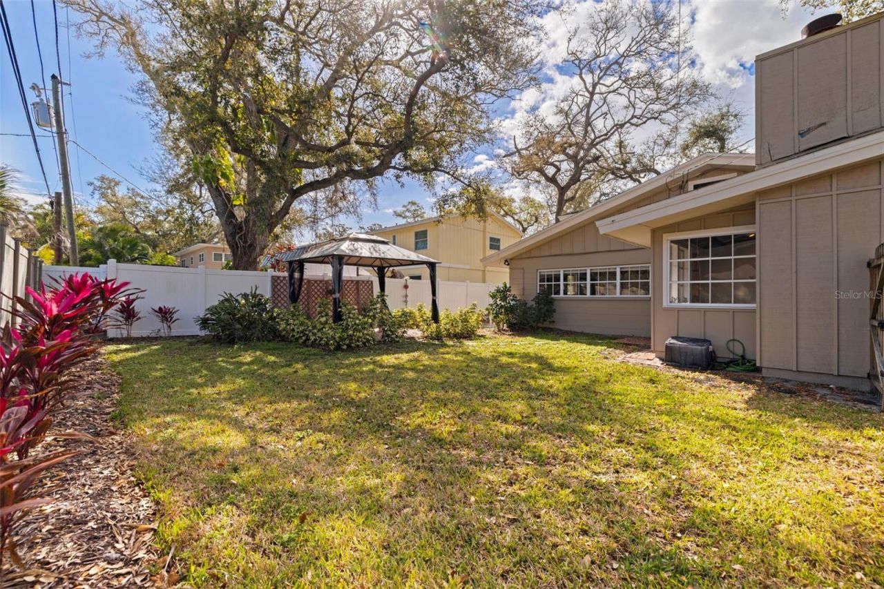 2901 Pelham Road N, Saint Petersburg, FL 33710 Photo