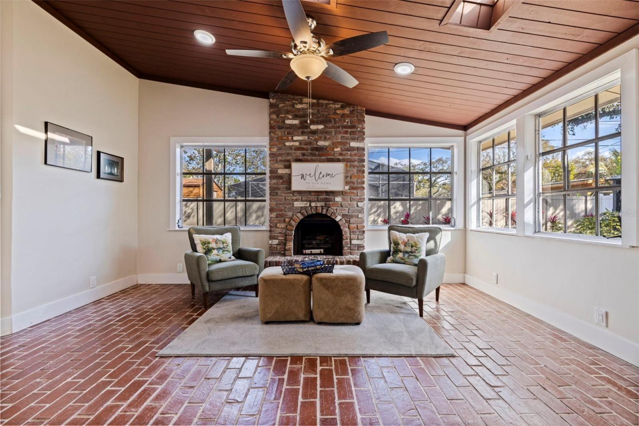 2901 Pelham Road N, Saint Petersburg, FL 33710 Photo