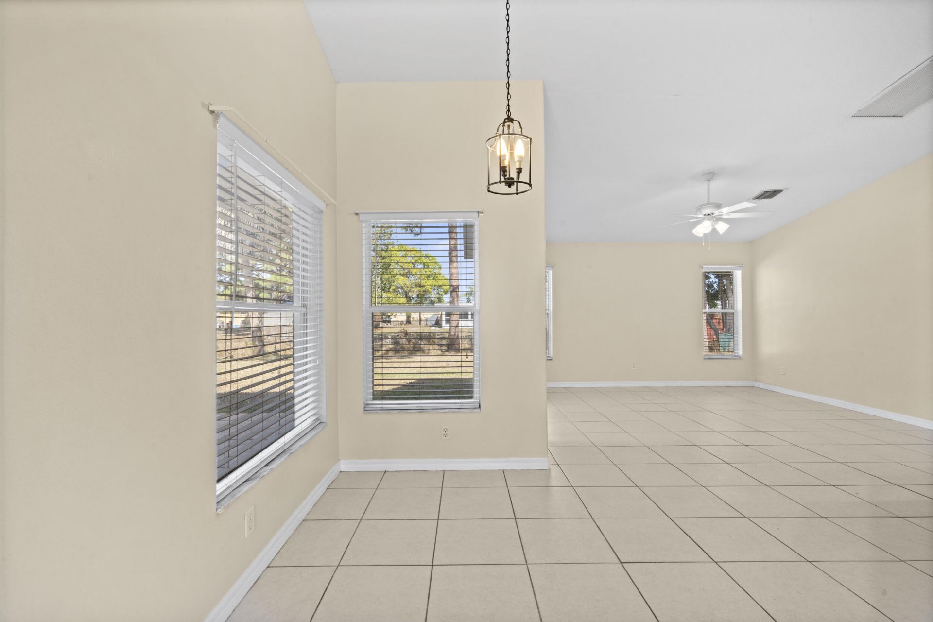 241 SE Starfish, Port Saint Lucie, FL 34984 Photo