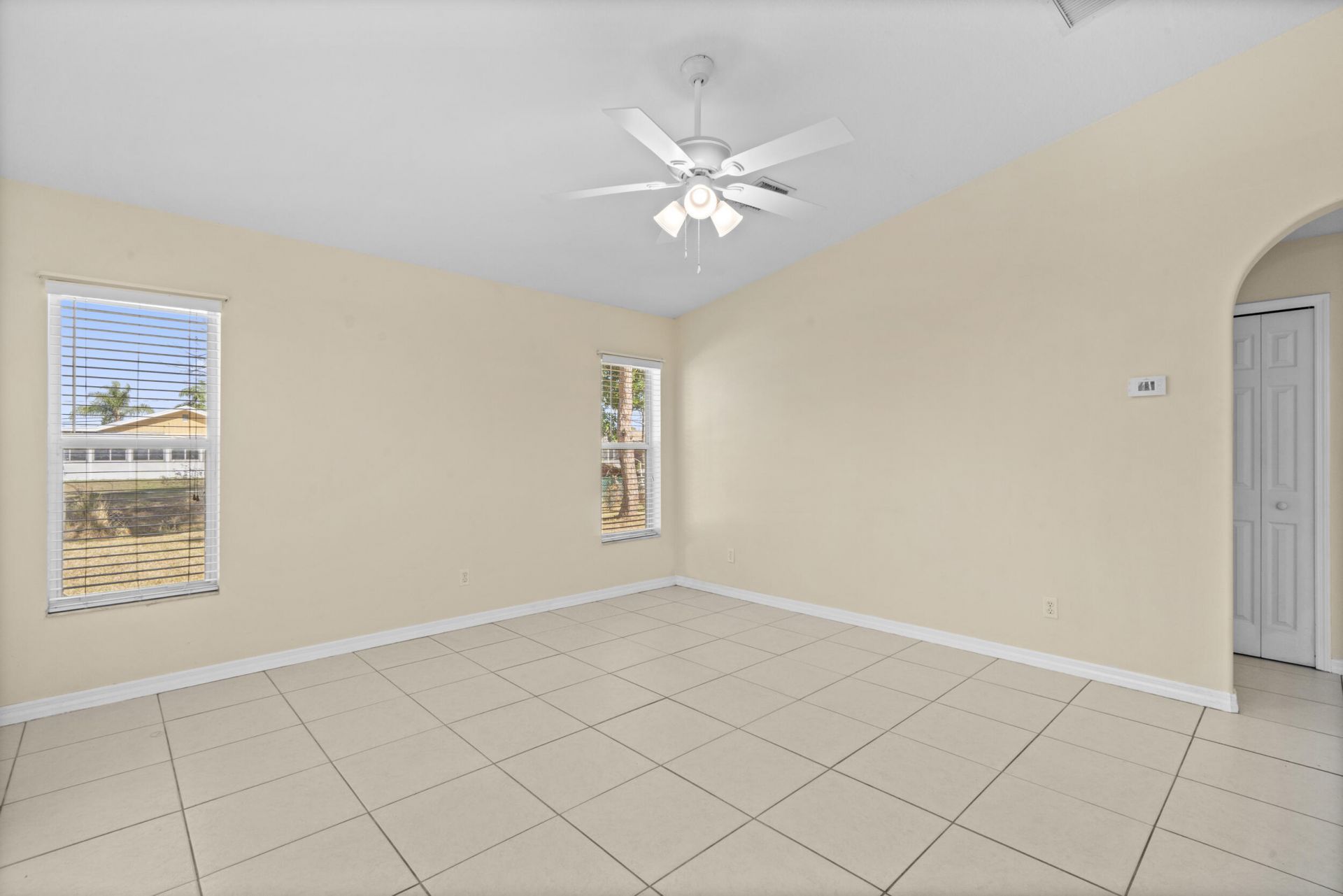 241 SE Starfish, Port Saint Lucie, FL 34984 Photo