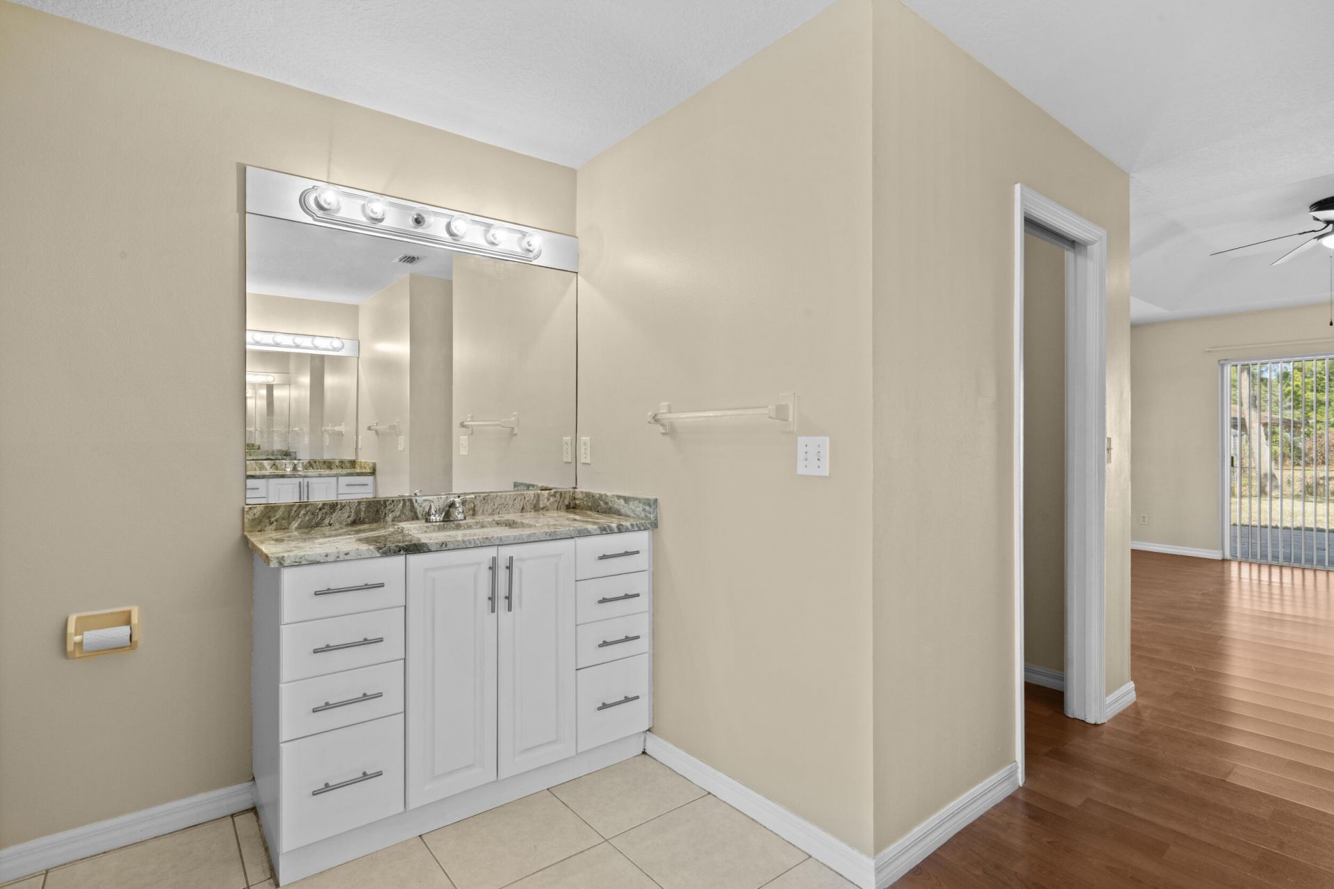 241 SE Starfish, Port Saint Lucie, FL 34984 Photo