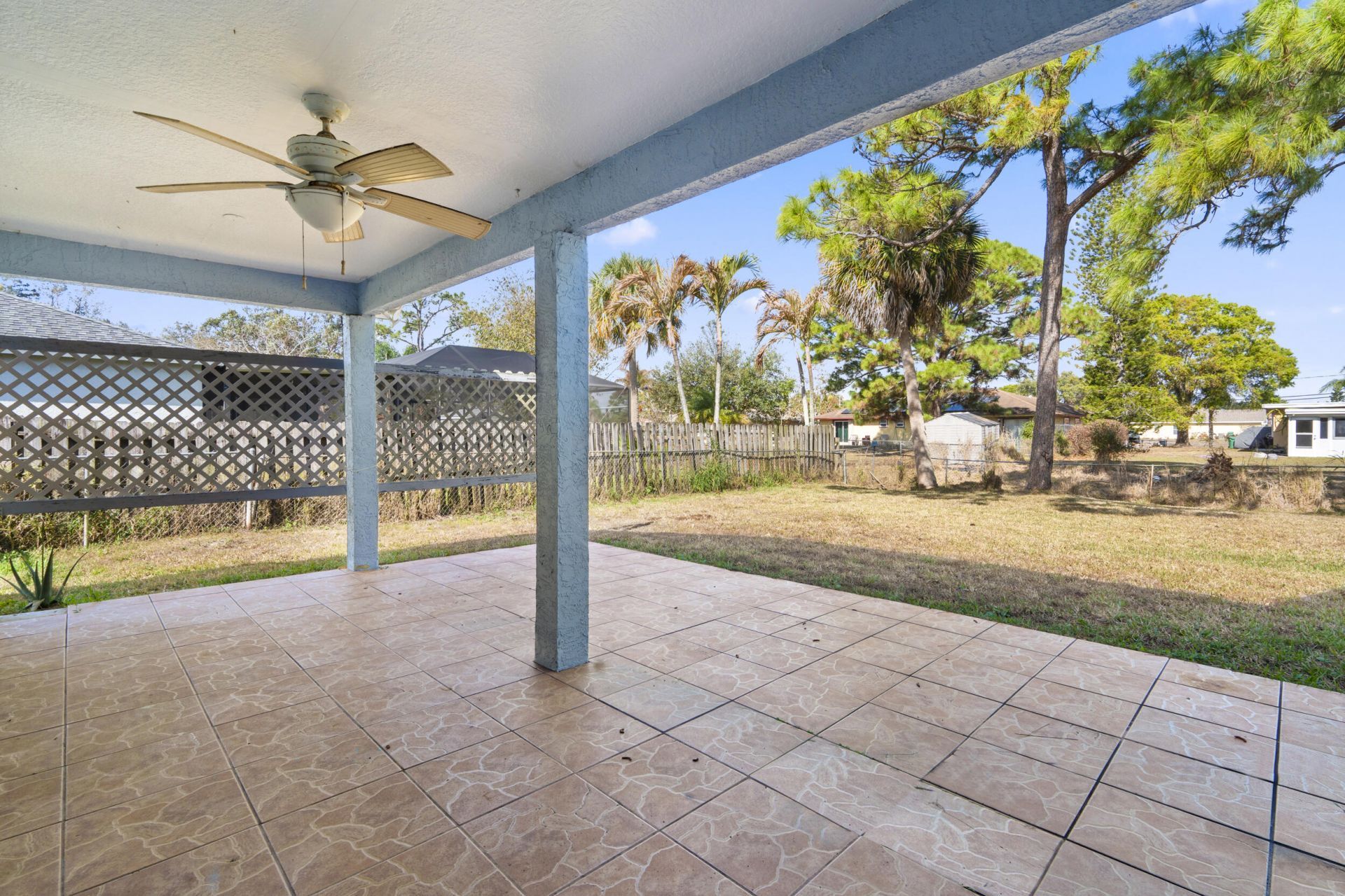 241 SE Starfish, Port Saint Lucie, FL 34984 Photo