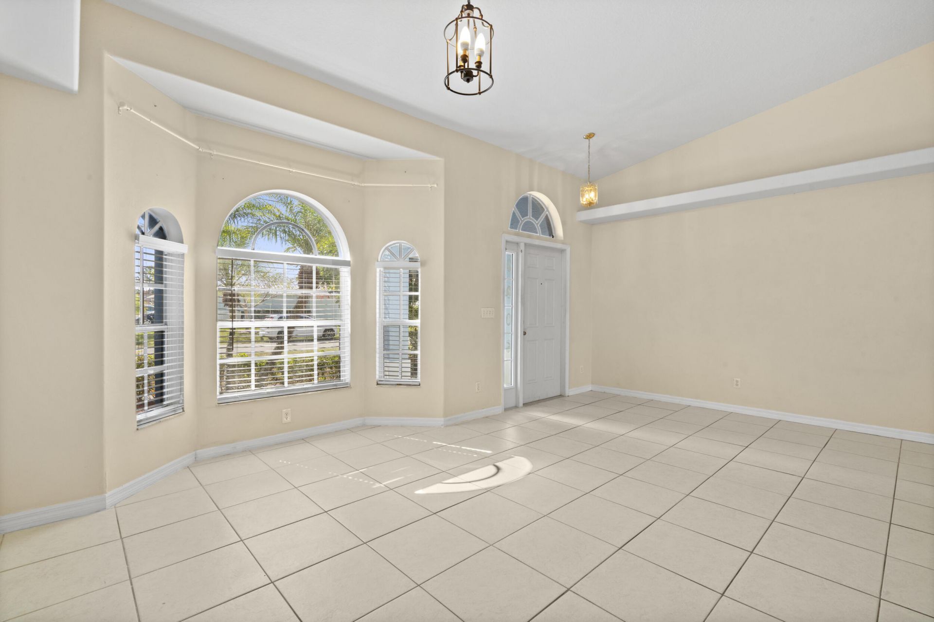 241 SE Starfish, Port Saint Lucie, FL 34984 Photo