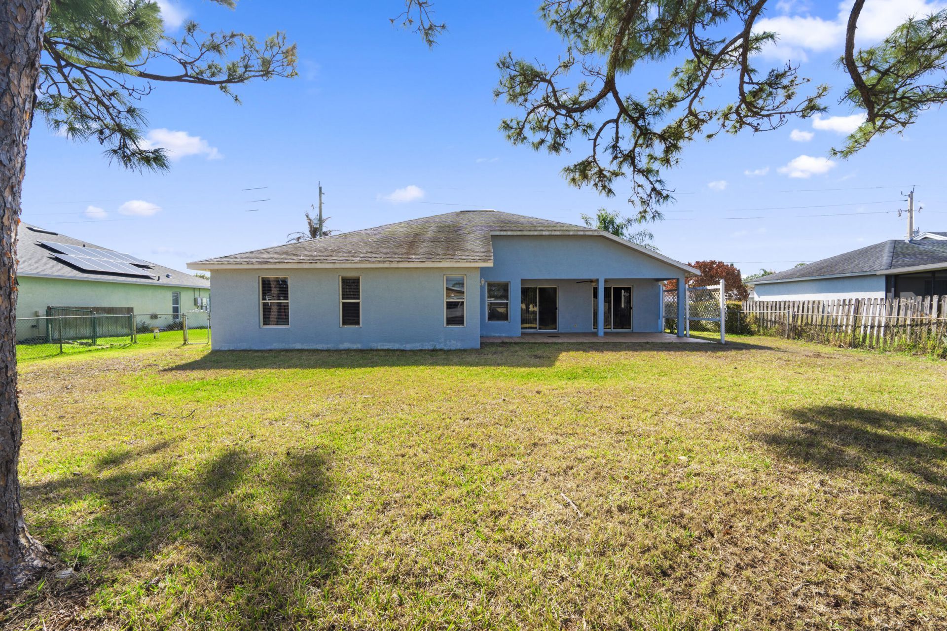 241 SE Starfish, Port Saint Lucie, FL 34984 Photo