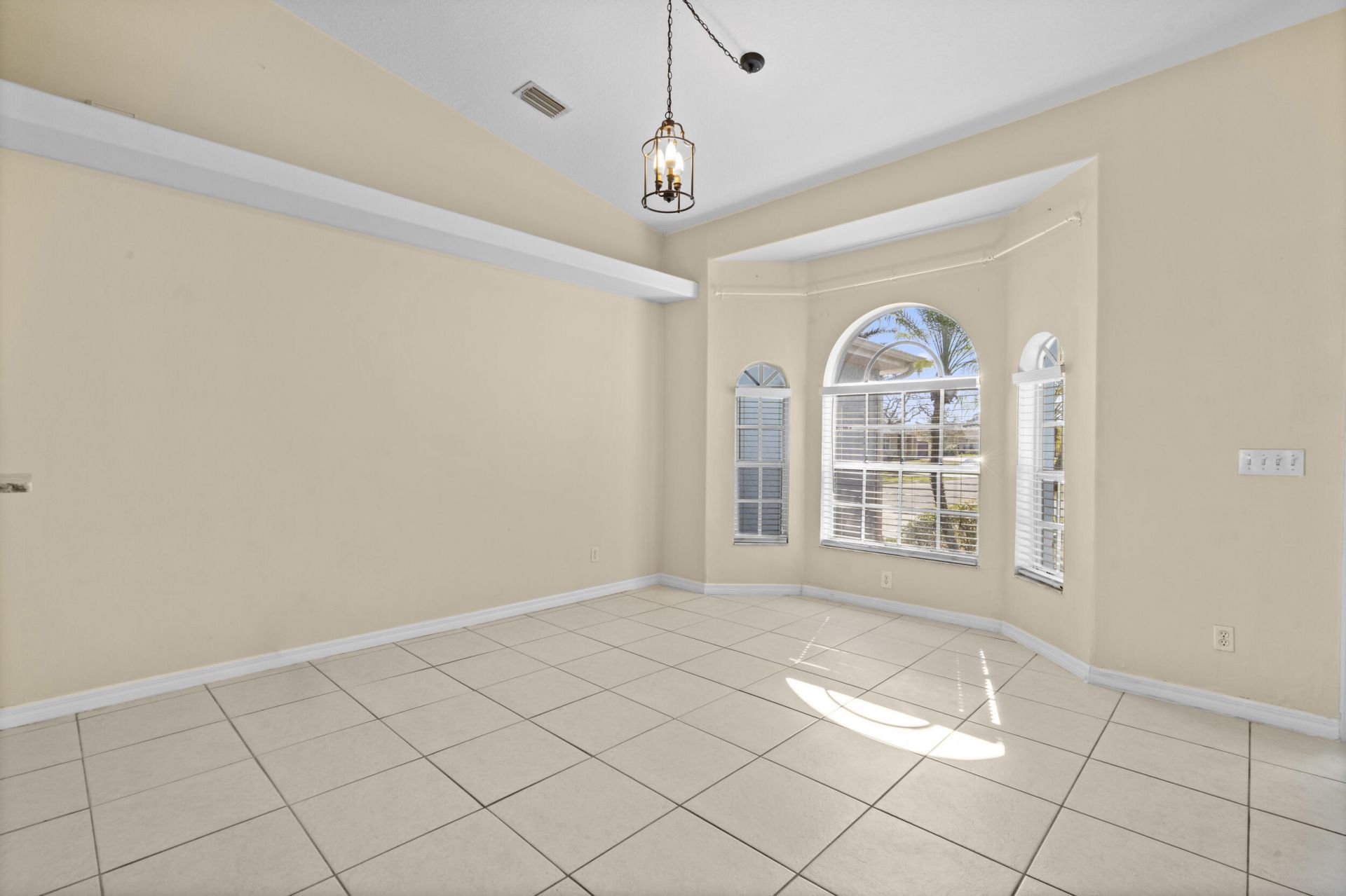 241 SE Starfish, Port Saint Lucie, FL 34984 Photo