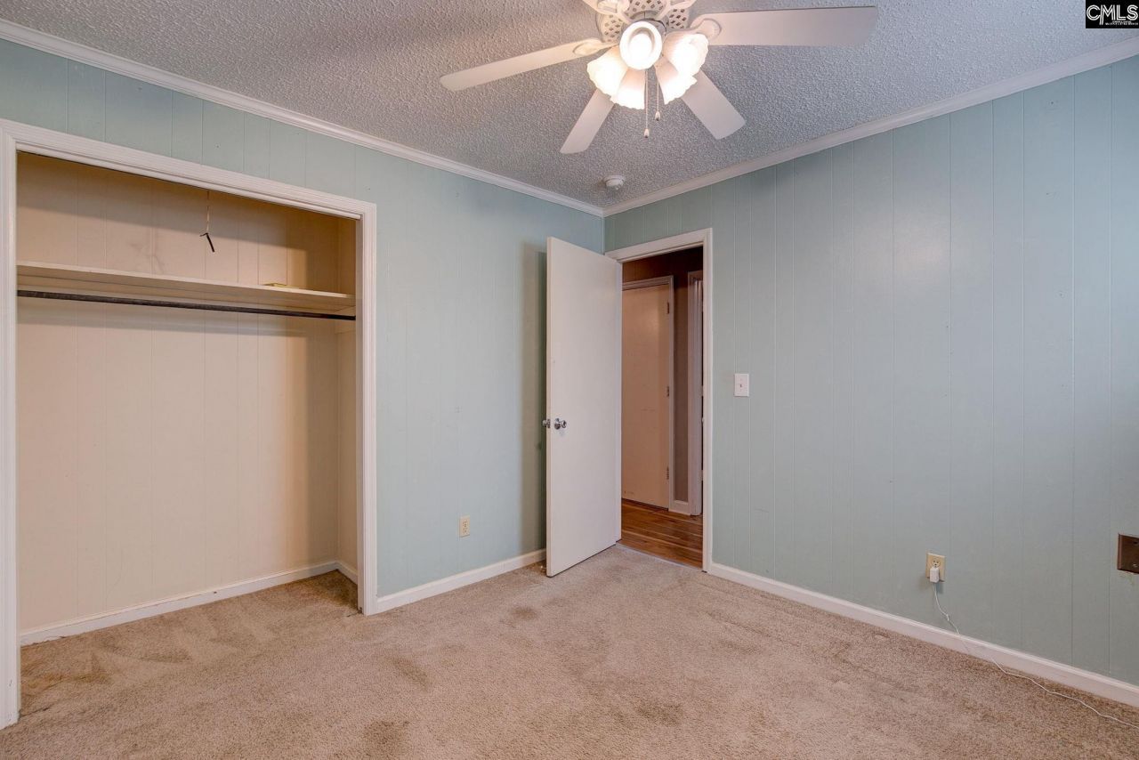 131 Cardinal Drive  Photo 18