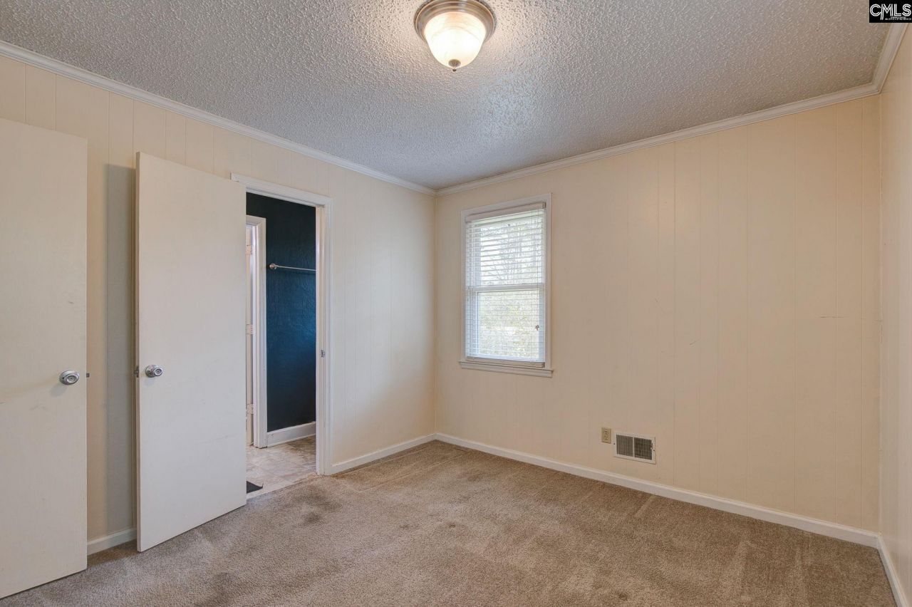 131 Cardinal Drive  Photo 21