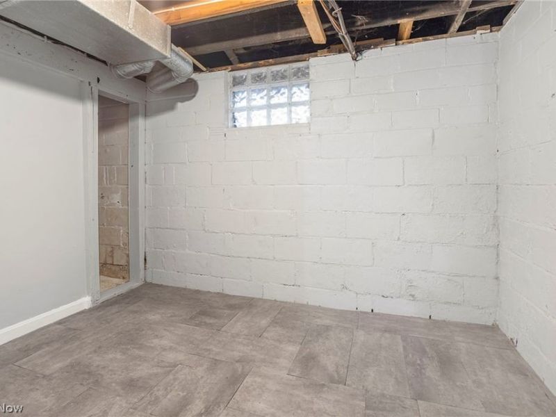 2711 Blair Place SW, Canton, OH 44710 Photo 10