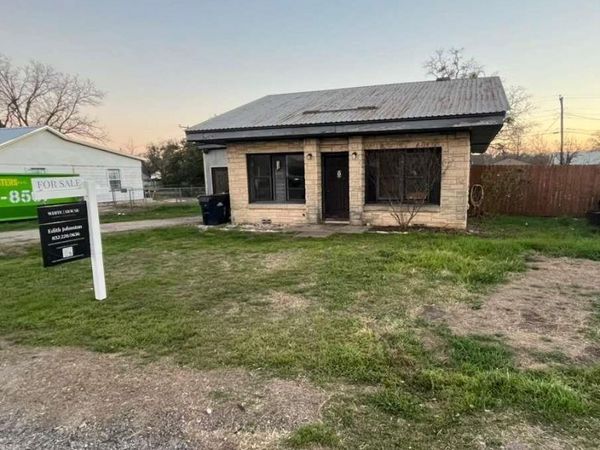 520 W Hwy 29 ST, Bertram, TX 78605