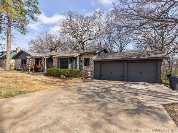 1404 Oakridge , Ardmore, OK 73401