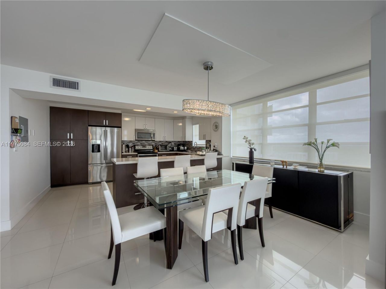 2750 NE 183rd St , Unit 2108, Aventura, FL 33160 Photo