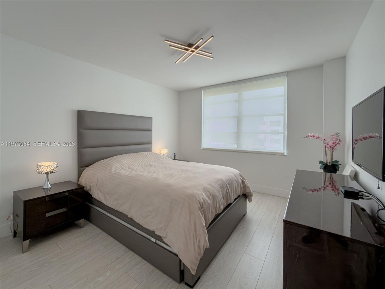 2750 NE 183rd St , Unit 2108, Aventura, FL 33160 Photo